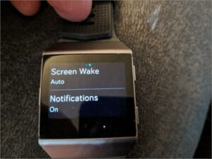 How To Fix Fitbit Won’t Turn On (11 Simple Fixes)